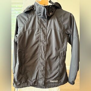 Marmot Black Women’s Rain Jacket Zip w/ Stand-Up Collar detachable Hood Size XS